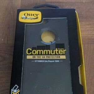 NEW OtterBox Commuter Series Case for iPhone 8 Plus and iPhone 7 Plus - Black
